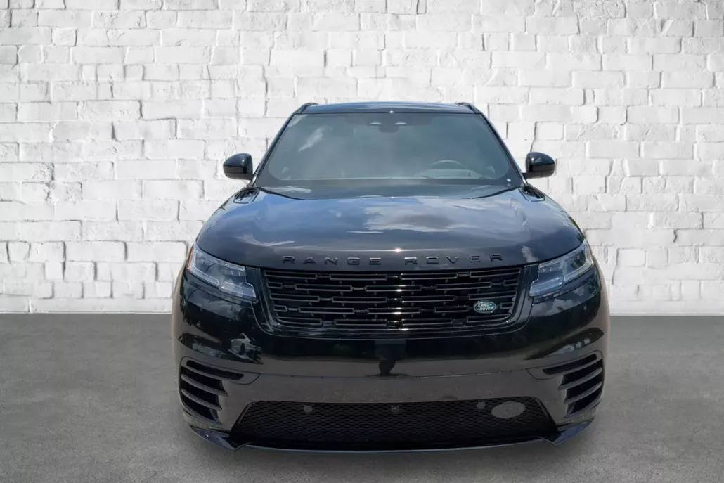 2026 Land Rover Range Rover Velar SE photo 1