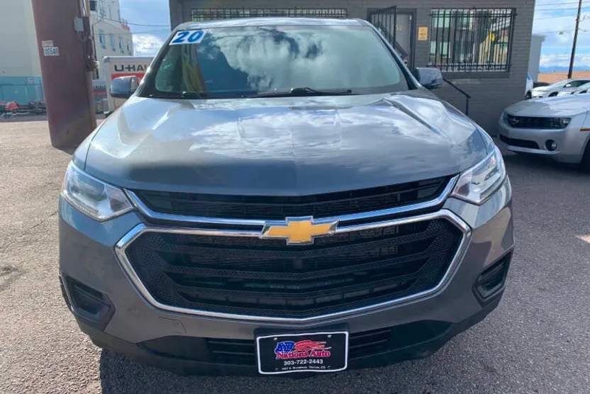 2020 Chevrolet Traverse LS photo 1