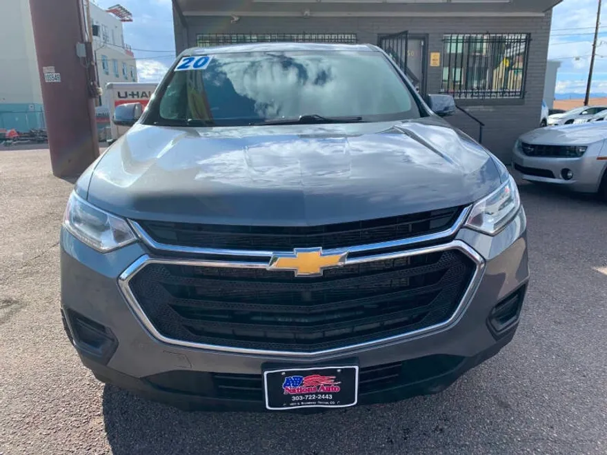 2020 Chevrolet Traverse LS photo 1