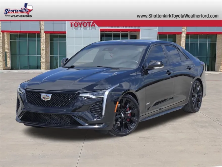 2022 Cadillac CT4 photo 1