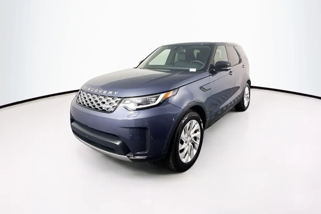 2025 Land Rover Discovery S photo 1