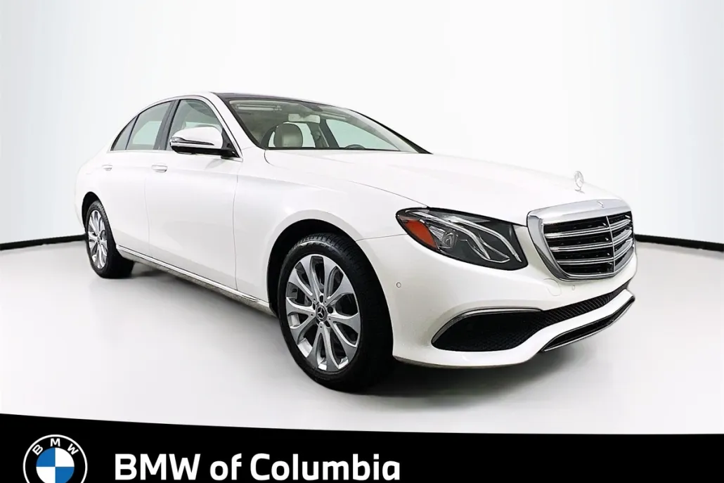 2019 Mercedes Benz E 300 photo 1
