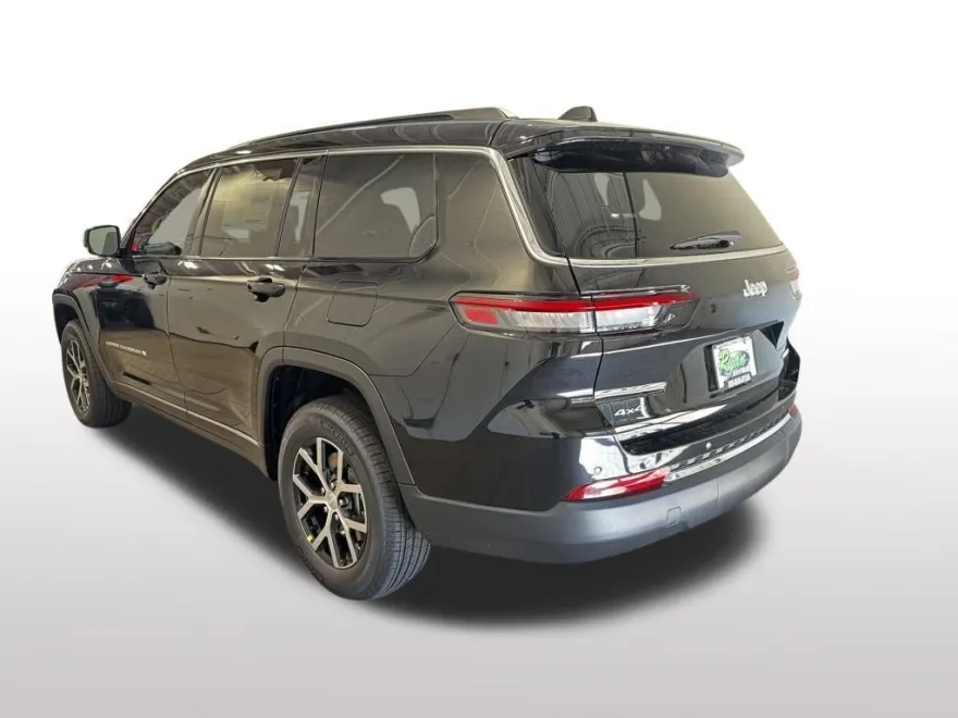 2025 Jeep Cherokee Altitude X photo 1