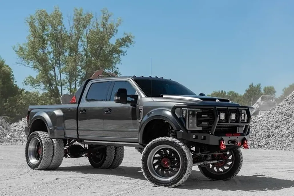 2017 Ford F-350 photo 1
