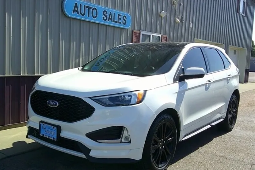 2022 Ford Edge ST-Line photo 1
