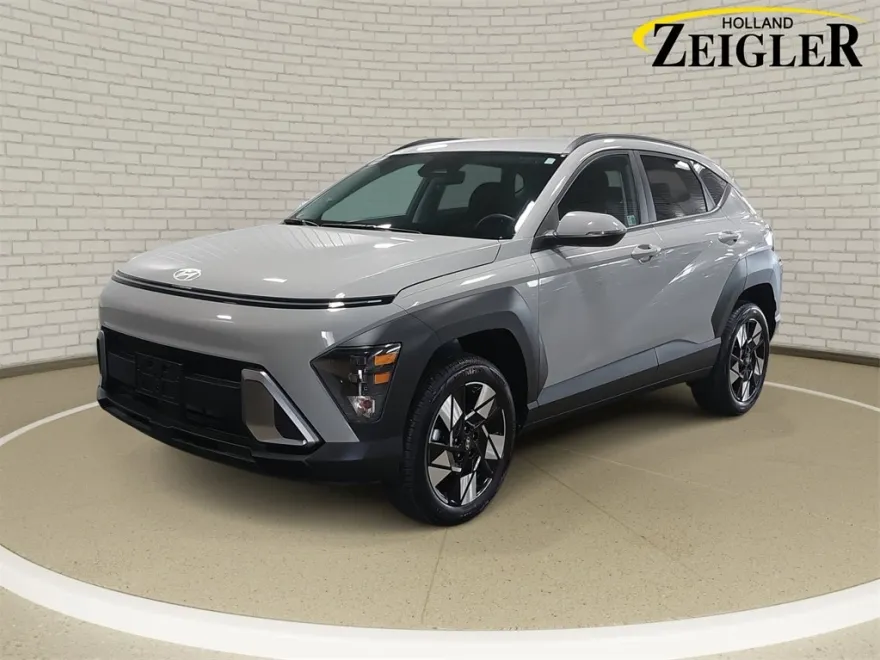 2025 Hyundai Kona SEL photo 1