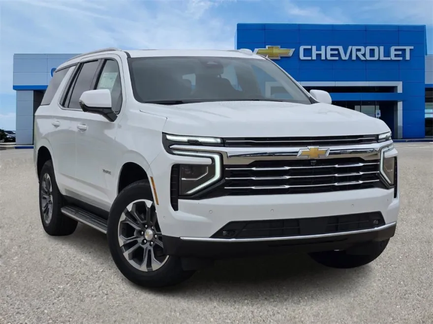 2025 Chevrolet Tahoe LT photo 1
