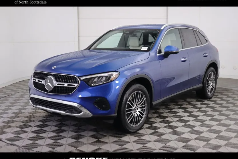 2026 Mercedes Benz GLC 300 4MATIC photo 1