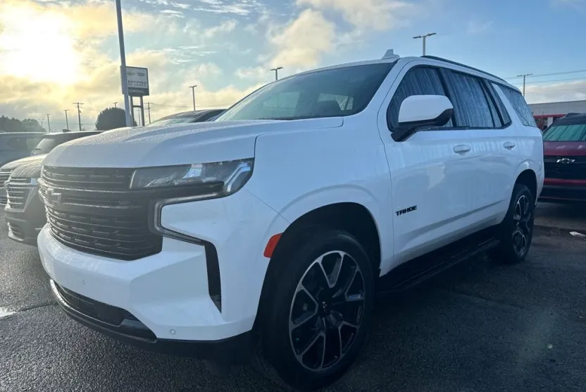 2024 Chevrolet Tahoe RST photo 1
