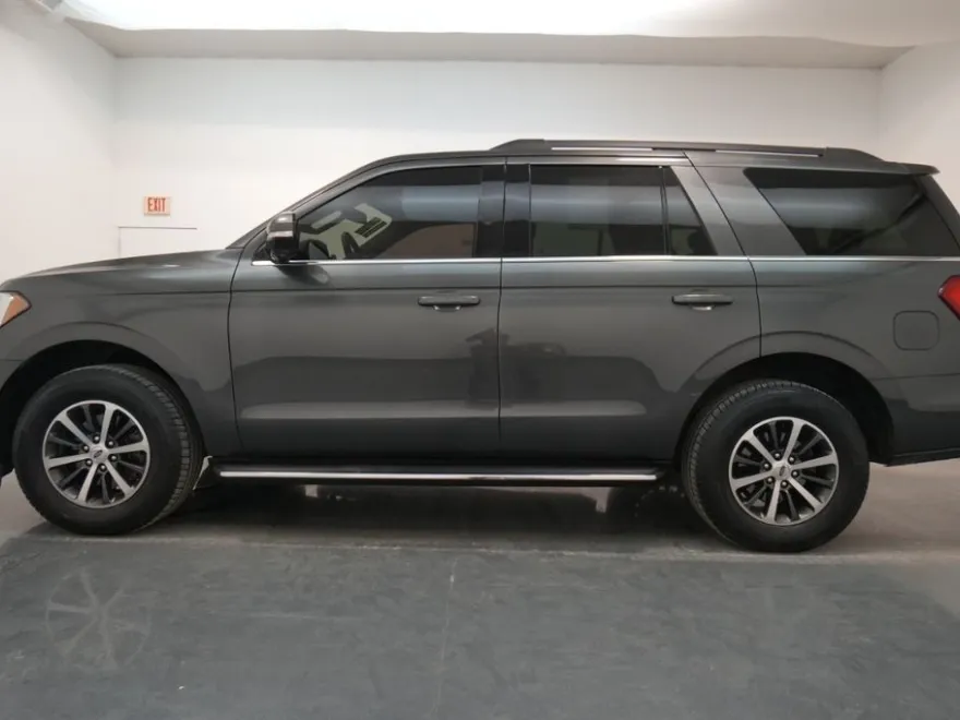 2019 Ford Expedition XLT photo 1