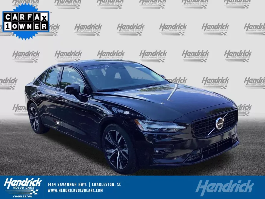 2024 Volvo S60 Plus photo 1
