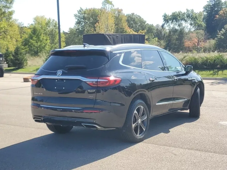 2020 Buick Enclave Essence photo 1