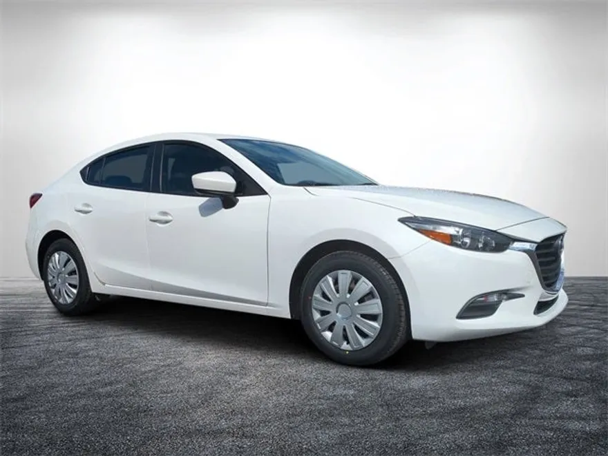 2017 Mazda Mazda3 Sport photo 1