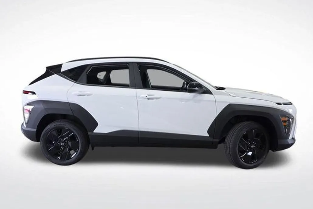 2026 Hyundai Kona SEL photo 1