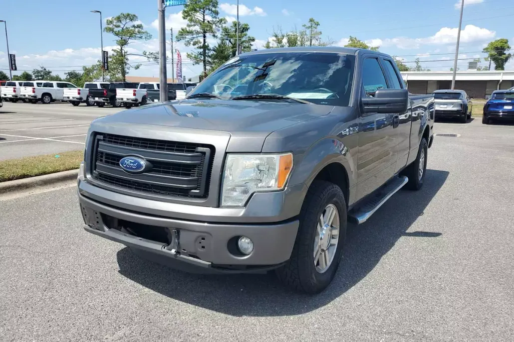 2013 Ford F-150 XL photo 1