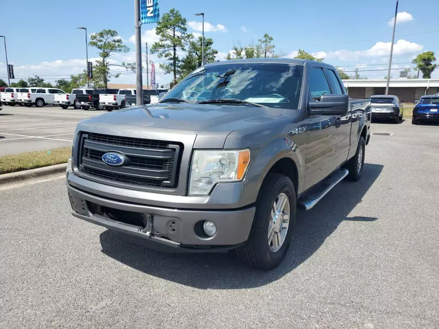 2013 Ford F-150 XL photo 1