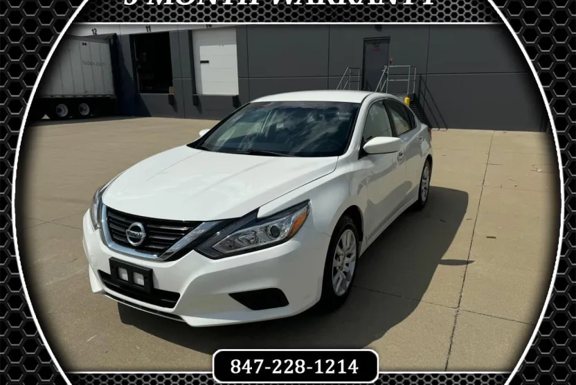 2017 Nissan Altima 2.5 photo 1