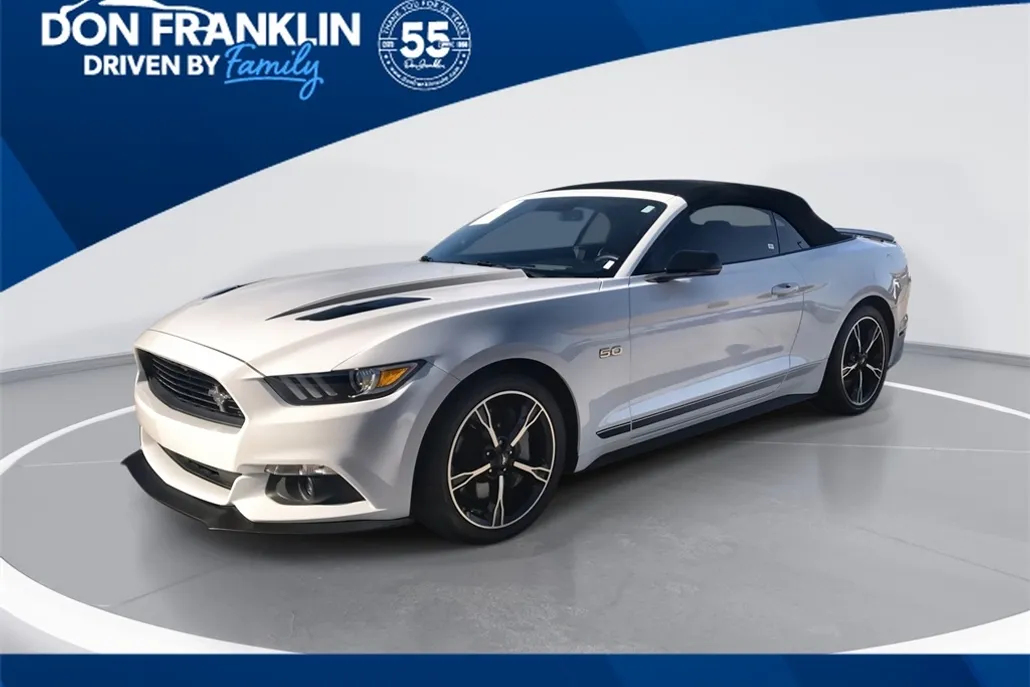 2016 Ford Mustang GT Premium photo 1