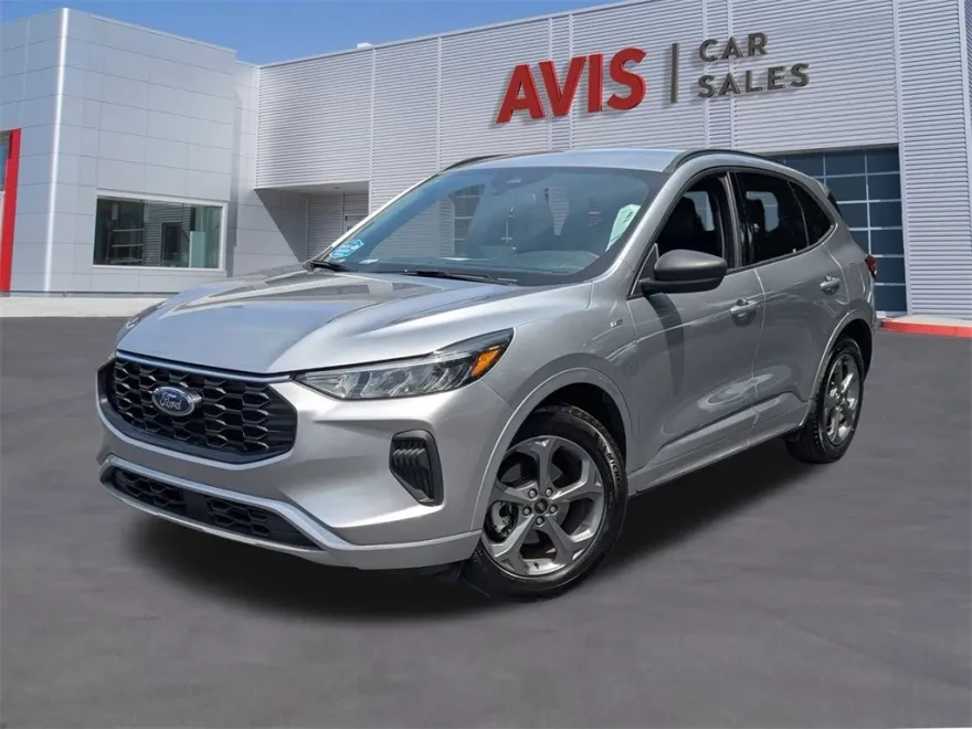 2024 Ford Escape ST-Line photo 1