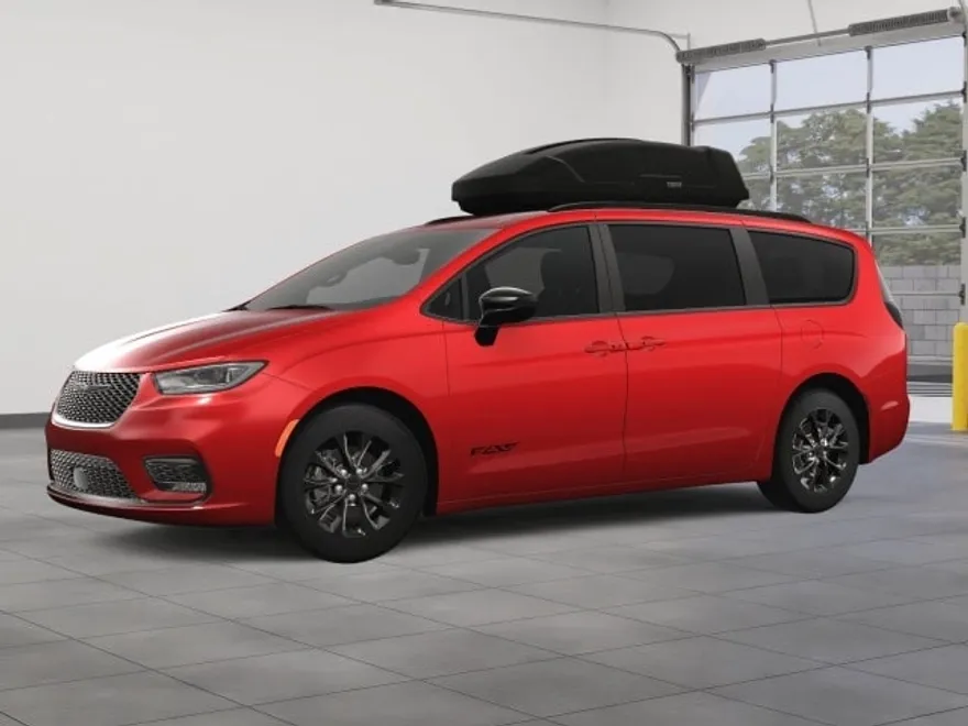 2025 Chrysler Pacifica photo 1