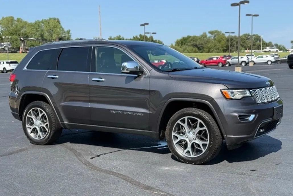 2019 Jeep Grand Cherokee Overland photo 1