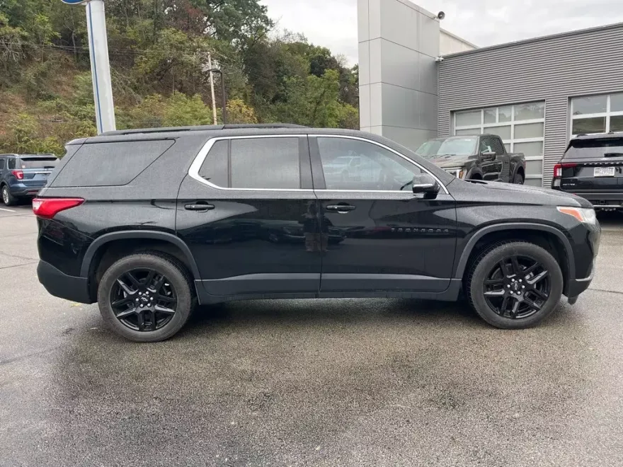 2019 Chevrolet Traverse Cloth 1LT photo 1