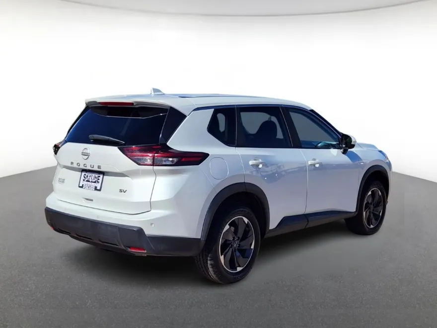 2024 Nissan Rogue SV photo 1