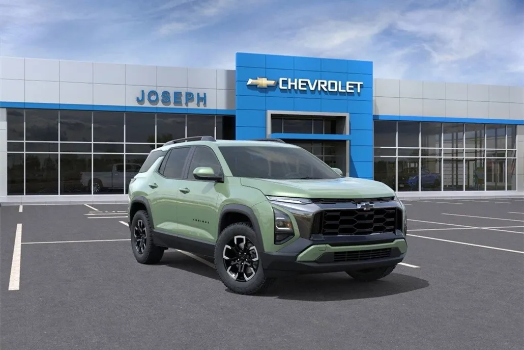 2026 Chevrolet Equinox ACTIV photo 1