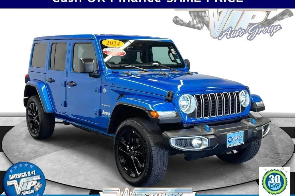 2024 Jeep Wrangler 4xe Sahara photo 1