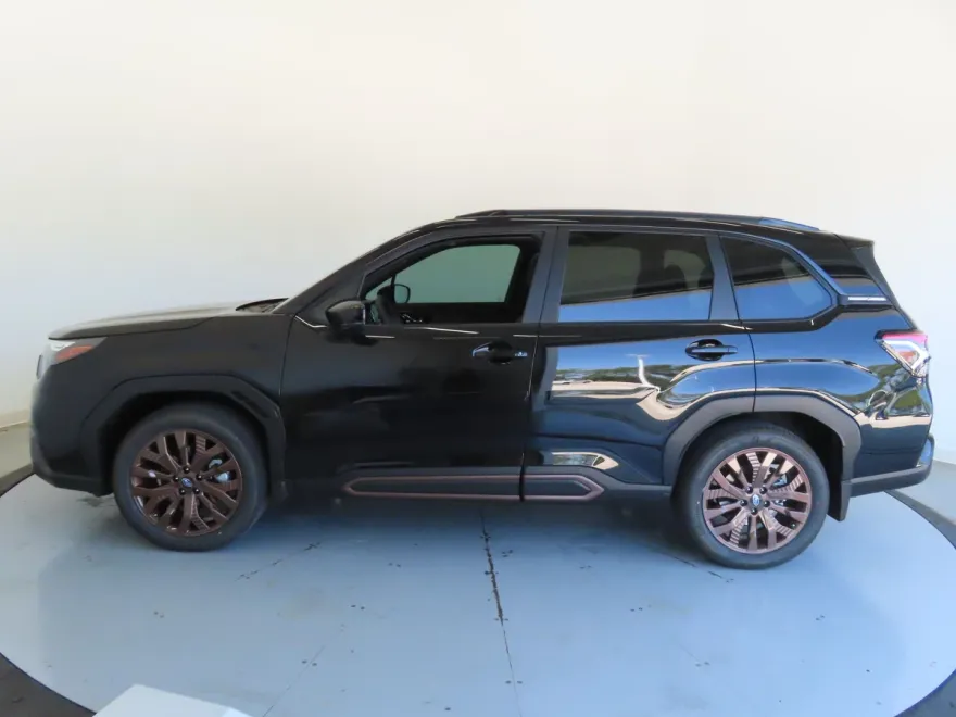 2025 Subaru Forester Sport photo 1