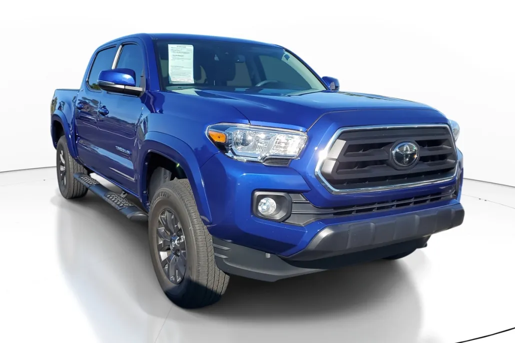 2023 Toyota Tacoma SR5 V6 photo 1