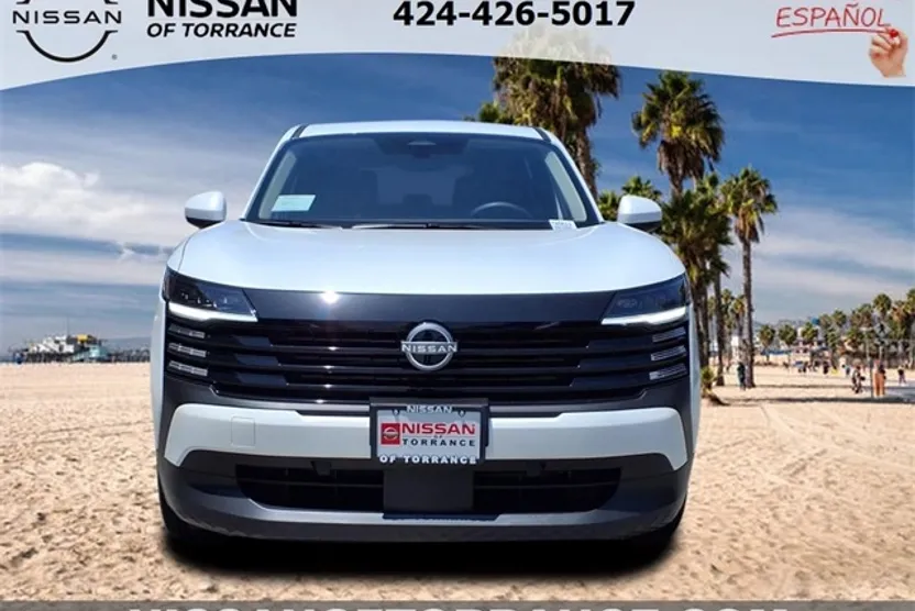2025 Nissan Kicks SV photo 1