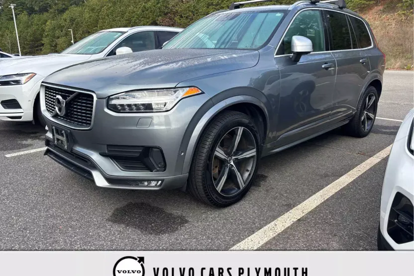 2019 Volvo XC90 T6 R-Design photo 1