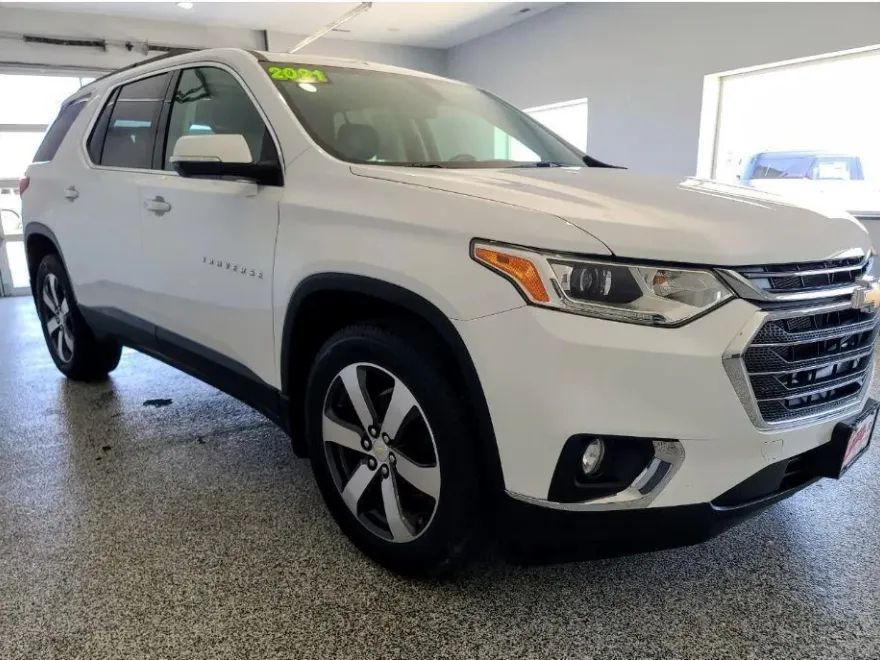 2021 Chevrolet Traverse Leather photo 1