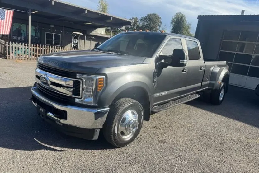 2018 Ford F-350 XL photo 1