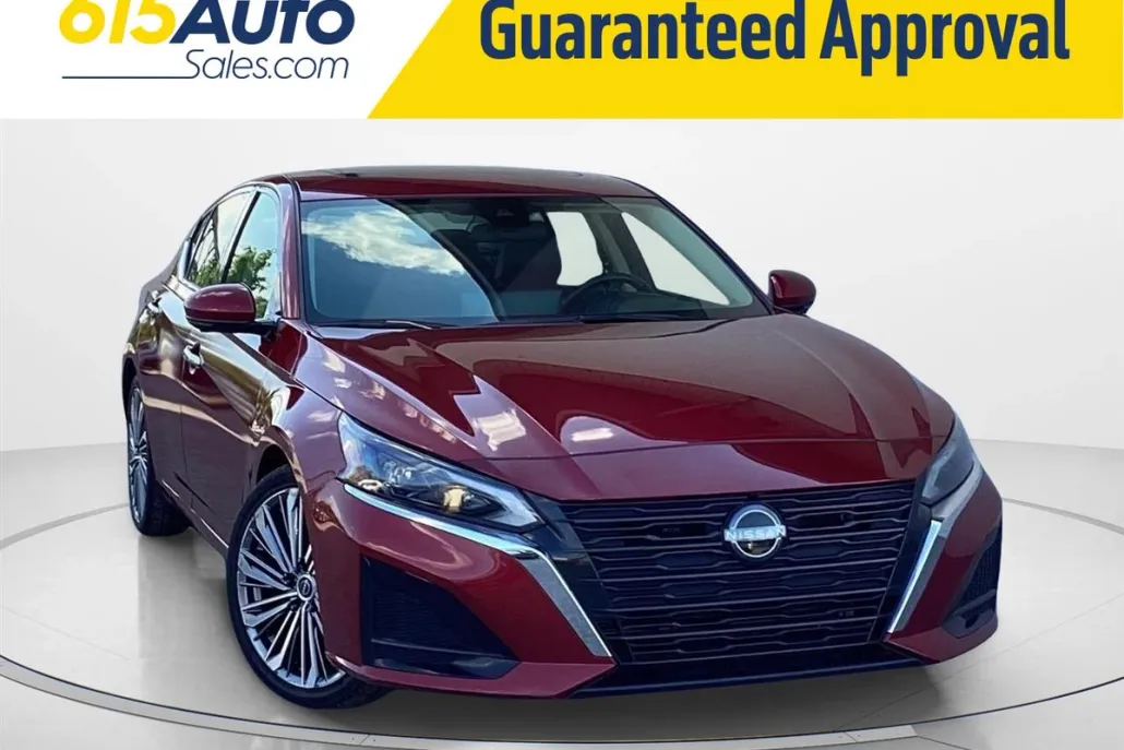 2024 Nissan Altima SV photo 1