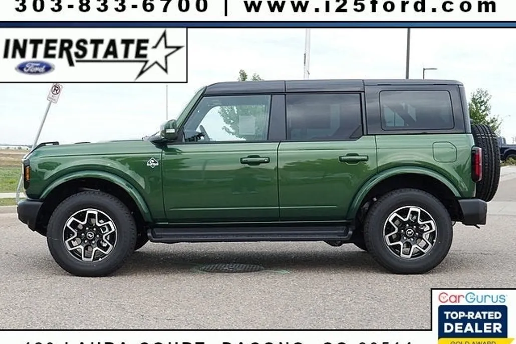 2025 Ford Bronco Outer Banks photo 1