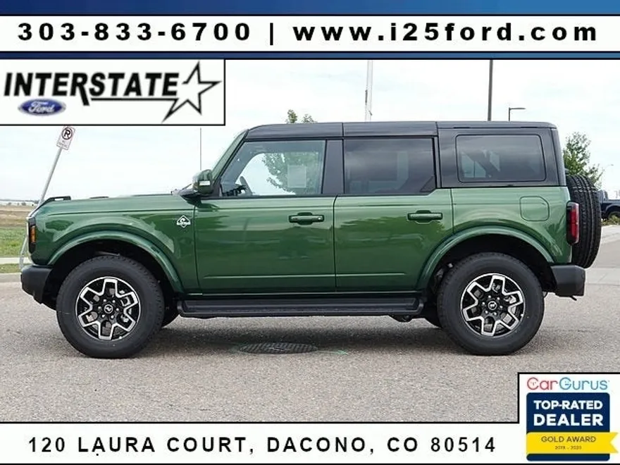2025 Ford Bronco Outer Banks photo 1