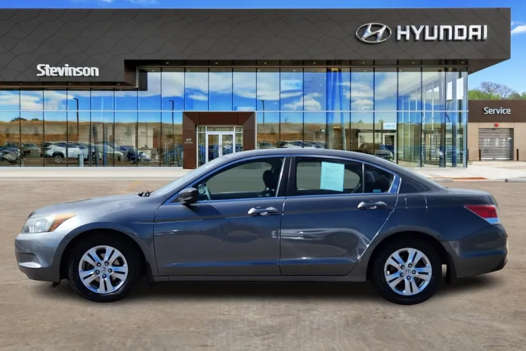 2009 Honda Accord LX-P photo 1
