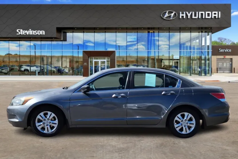 2009 Honda Accord LX-P photo 1