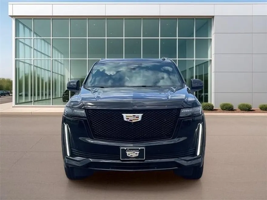 2022 Cadillac Escalade Sport photo 1