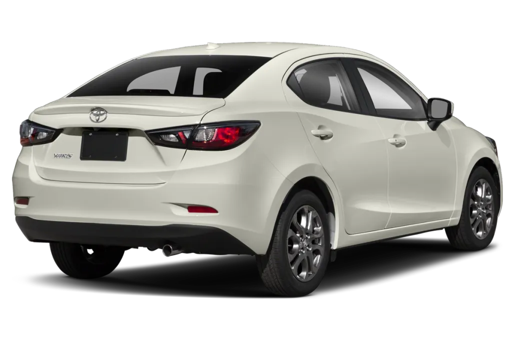 2019 Toyota Yaris LE photo 1