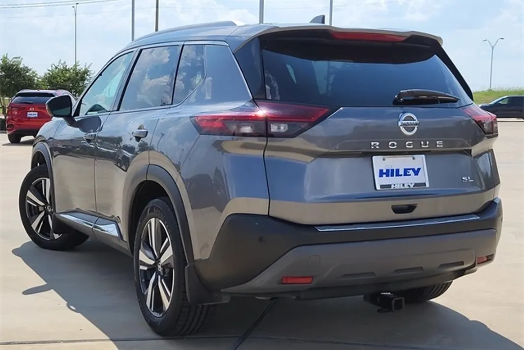 2021 Nissan Rogue SL photo 1