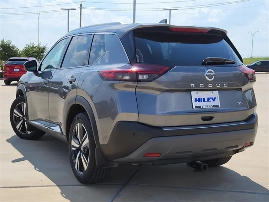 2021 Nissan Rogue SL photo 1