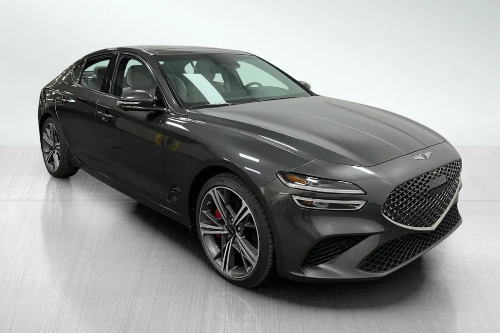2025 Genesis G70 3.3T Sport Prestige photo 1