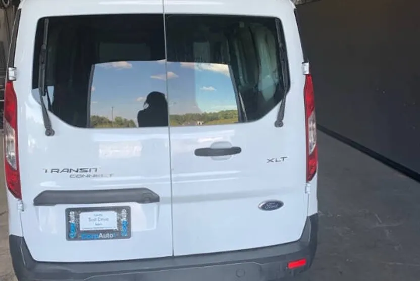 2014 Ford Transit Connect XLT photo 1