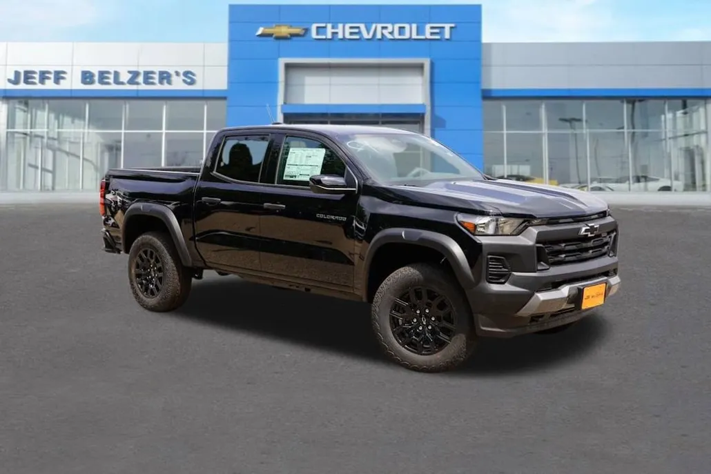 2026 Chevrolet Colorado Trail Boss photo 1