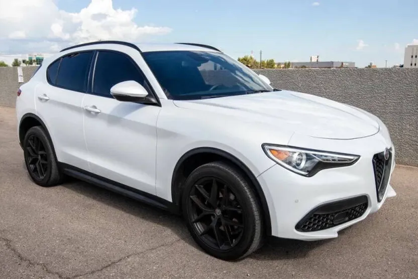 2018 Alfa Romeo Stelvio Ti Sport photo 1