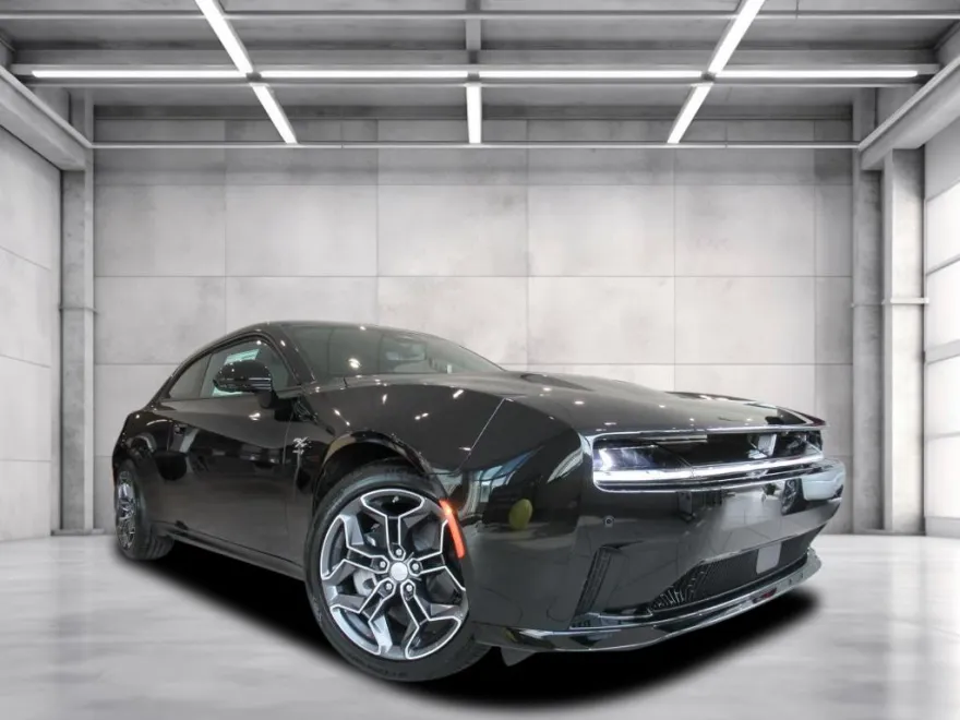 2024 Dodge Charger R/T photo 1