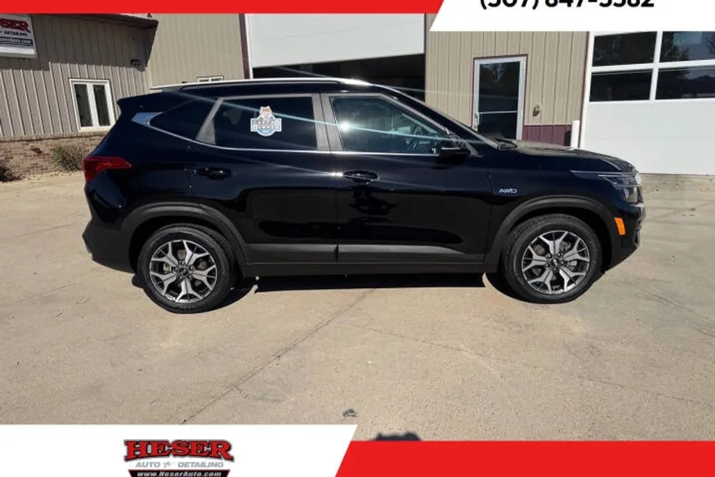 2021 Kia Seltos EX photo 1